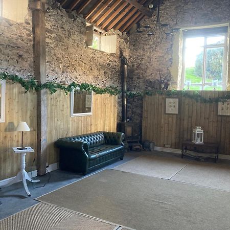 Penbedw Uchaf Estate - Rural Retreats, Tennis Mold Εξωτερικό φωτογραφία