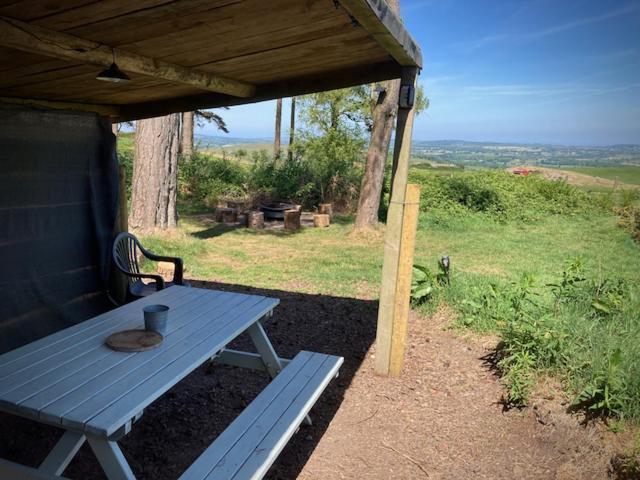 Penbedw Uchaf Estate - Rural Retreats, Tennis Mold Εξωτερικό φωτογραφία
